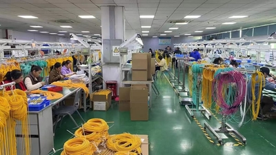 Shenzhen Chuanglixun Optoelectronic Equipment Co., Ltd. สายการผลิตของโรงงาน