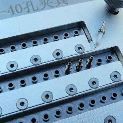 40 Port Fiber Optic Polishing Jig ด้วยสแตนเลส S136 สําหรับการสูญเสียการใส่ ≤0.20dB