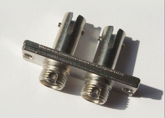 IEC Standard Fc To St Fiber Adapter, Fiber Optic Cable Coupler สำหรับอุตสาหกรรมเมโทร