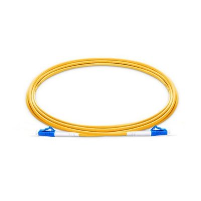 LC UPC SM สายแพทช์ไฟเบอร์ออปติกสายเคเบิลเครือข่าย 0.9 มม. / 2.0 มม. / 3.0 มม. การแลกเปลี่ยนที่ดี
